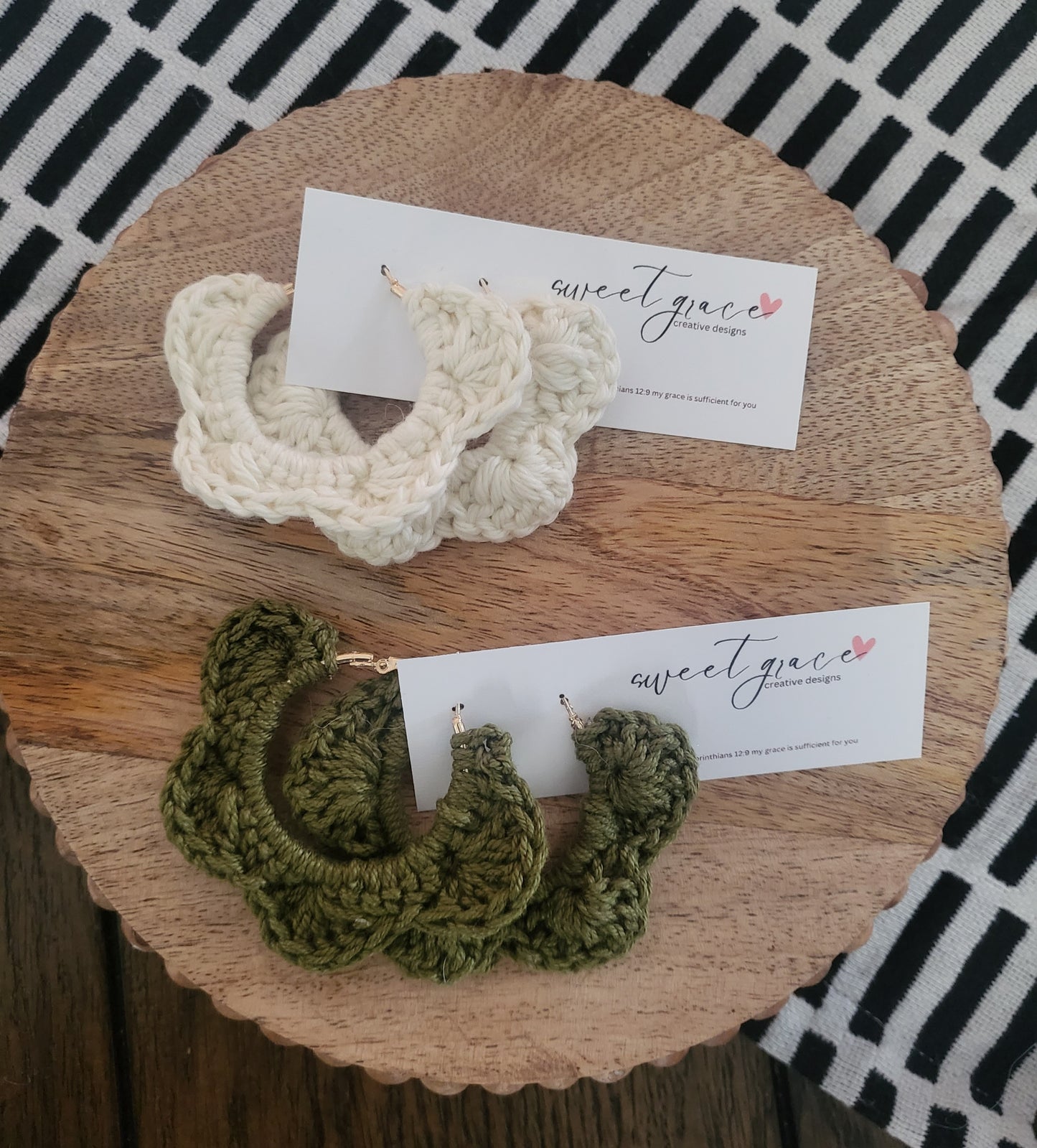 E3-Crochet Sandy hoop earrings