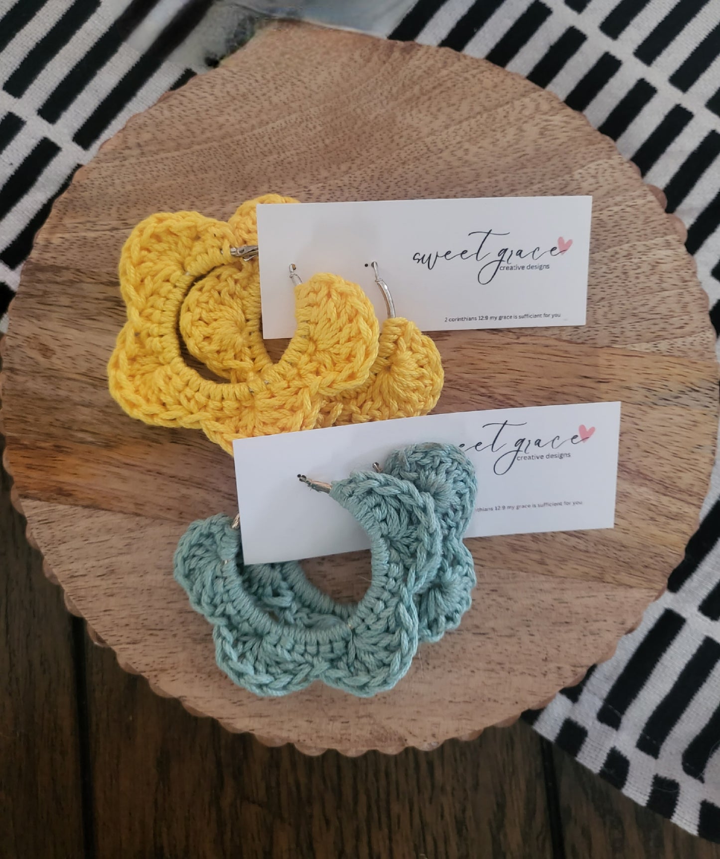 E3-Crochet Sandy hoop earrings