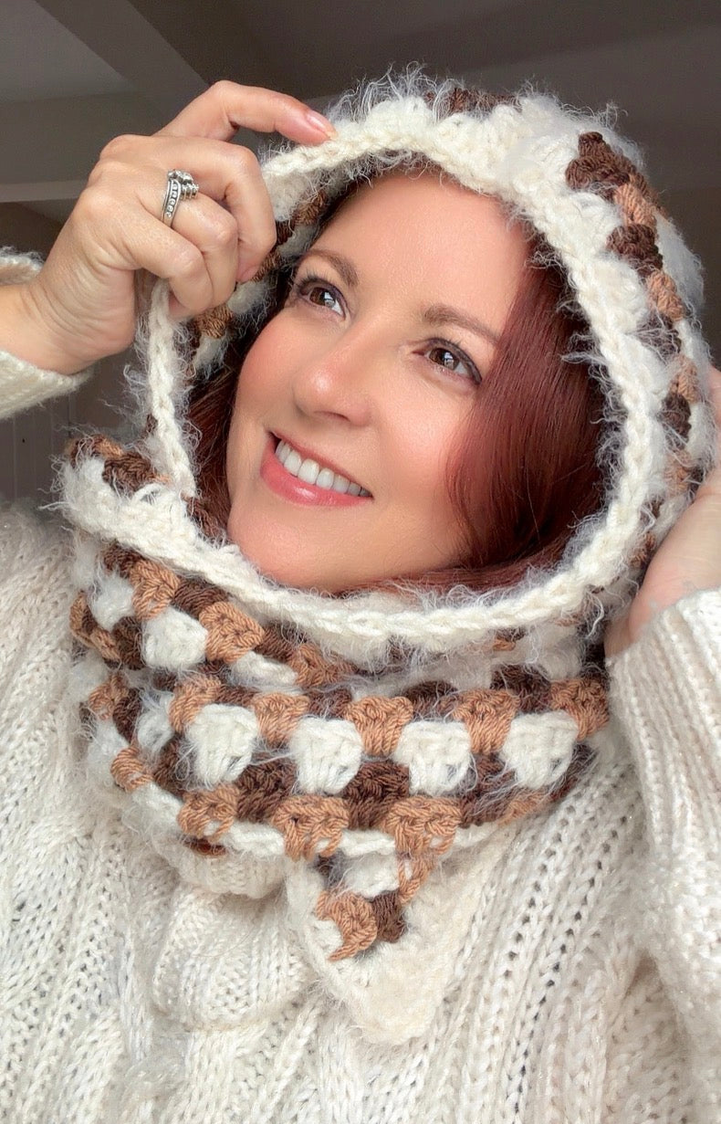 Hooded Scarf (Beige)