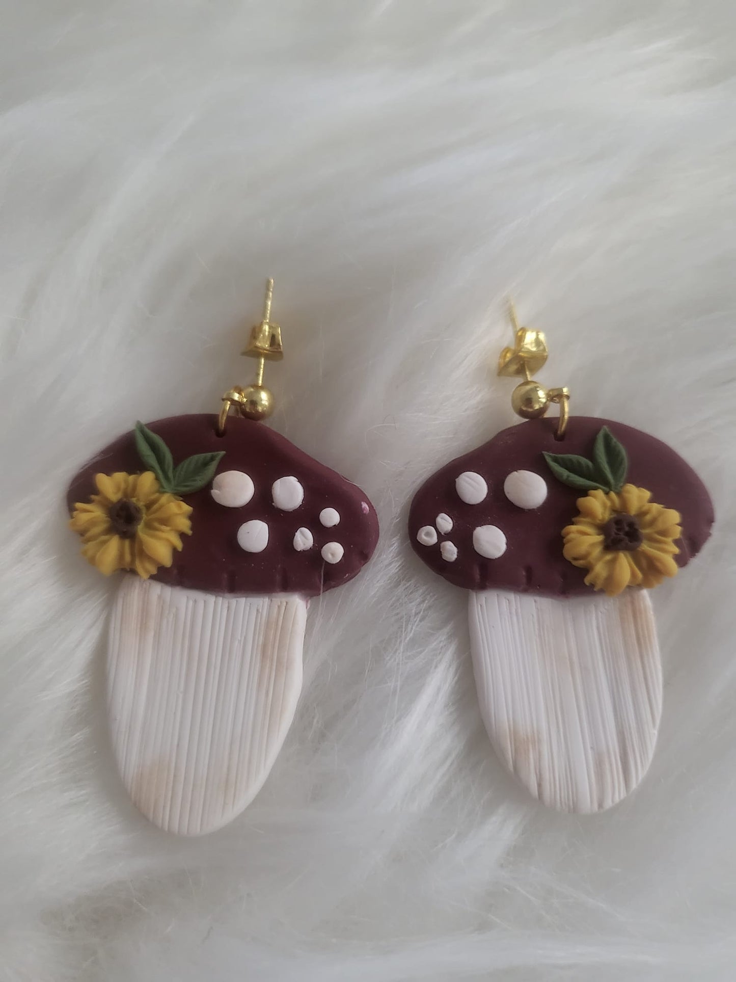 E-Mushroom Clay Earrings