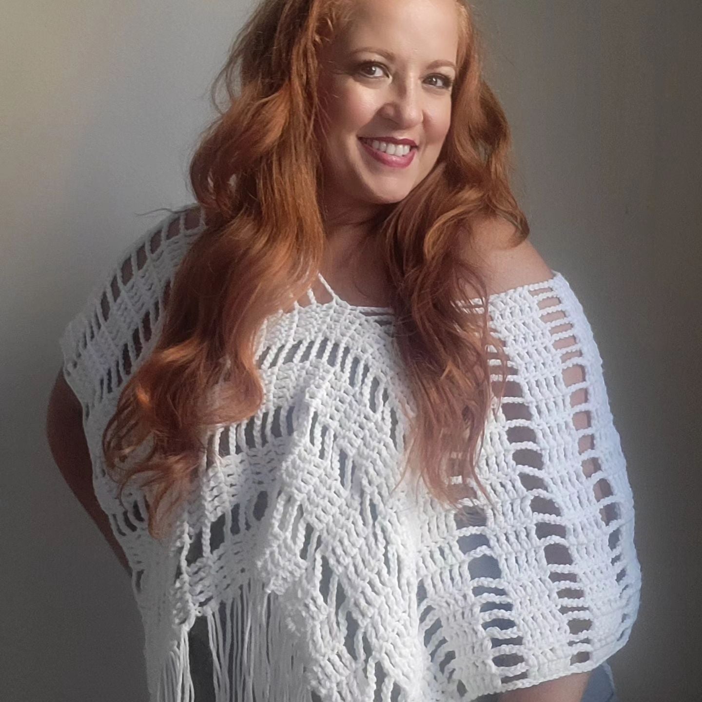 C6-Crochet Mesh Poncho Top with Fringe